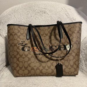 Coach City Tote In Signature Canvas With Halloween